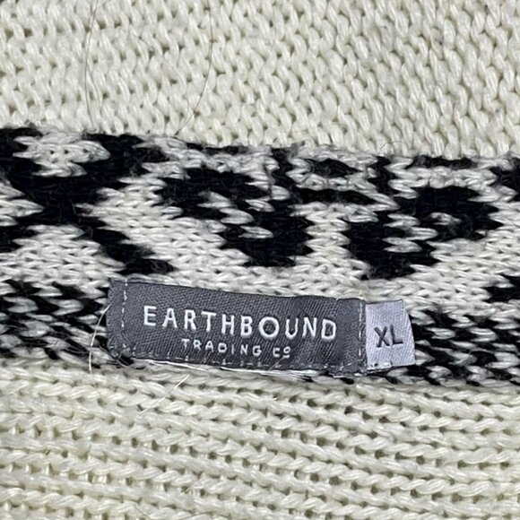Earthbound Winter Knit Poncho Sweater XL Ivory Black Fringe Boho Western Nordic - Picture 6 of 10